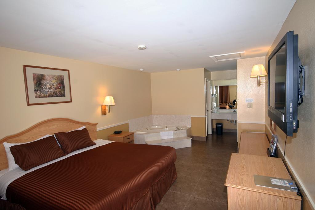 Edinburg Executive Inn Dış mekan fotoğraf