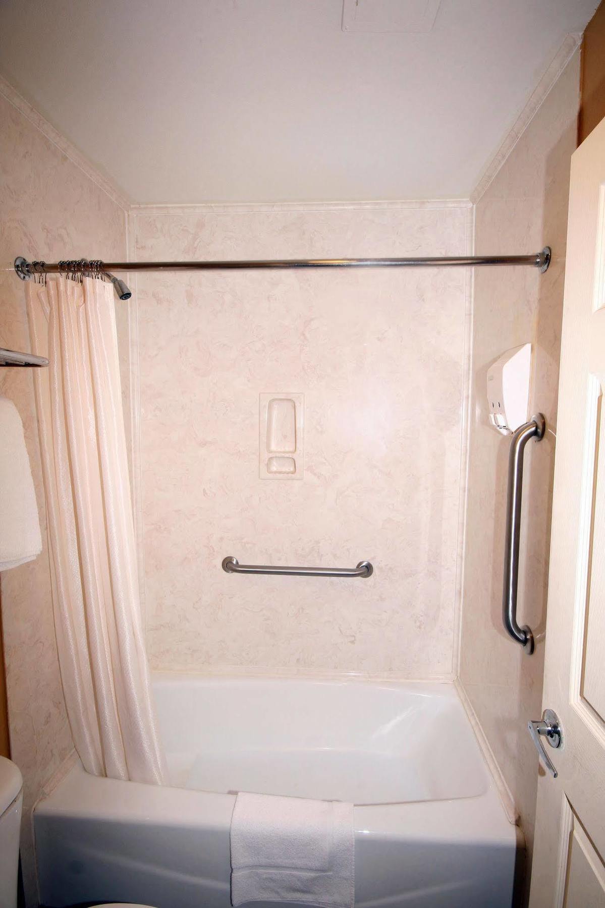 Edinburg Executive Inn Dış mekan fotoğraf